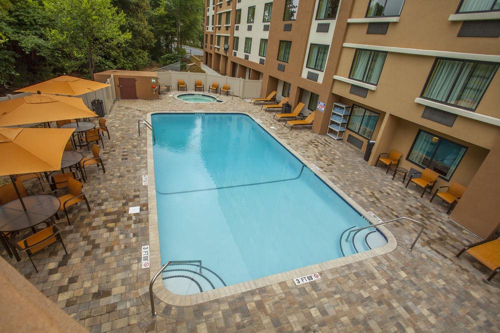 Courtyard By Marriott Charlotte Airport Loso Dış mekan fotoğraf
