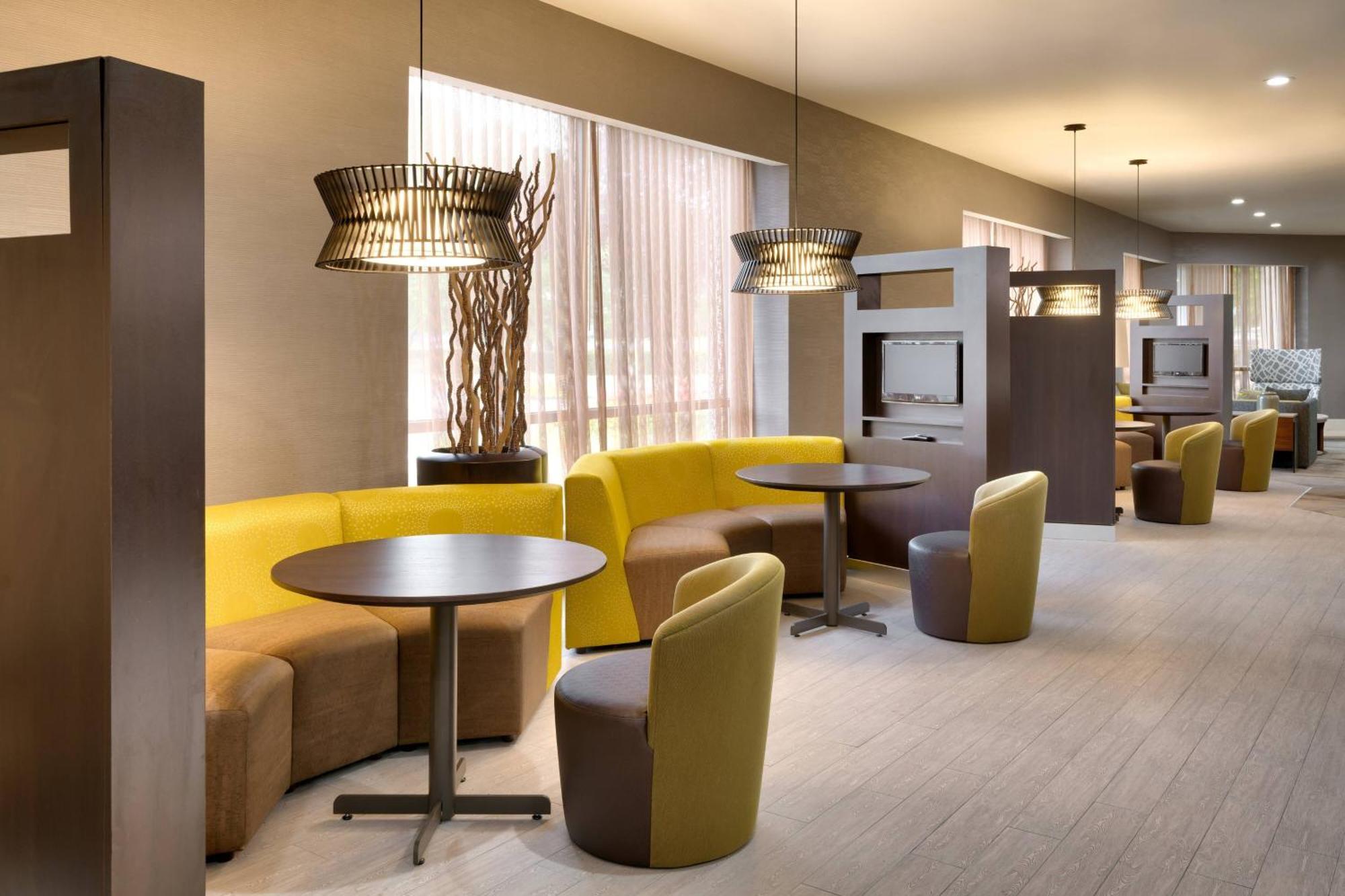 Courtyard By Marriott Charlotte Airport Loso Dış mekan fotoğraf